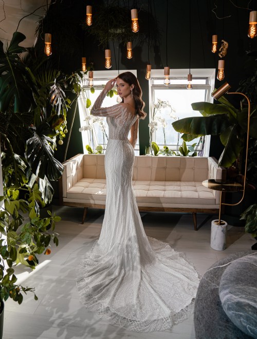 https://elisebride.ro/images/stories/virtuemart/product/LOLA             (5).jpg